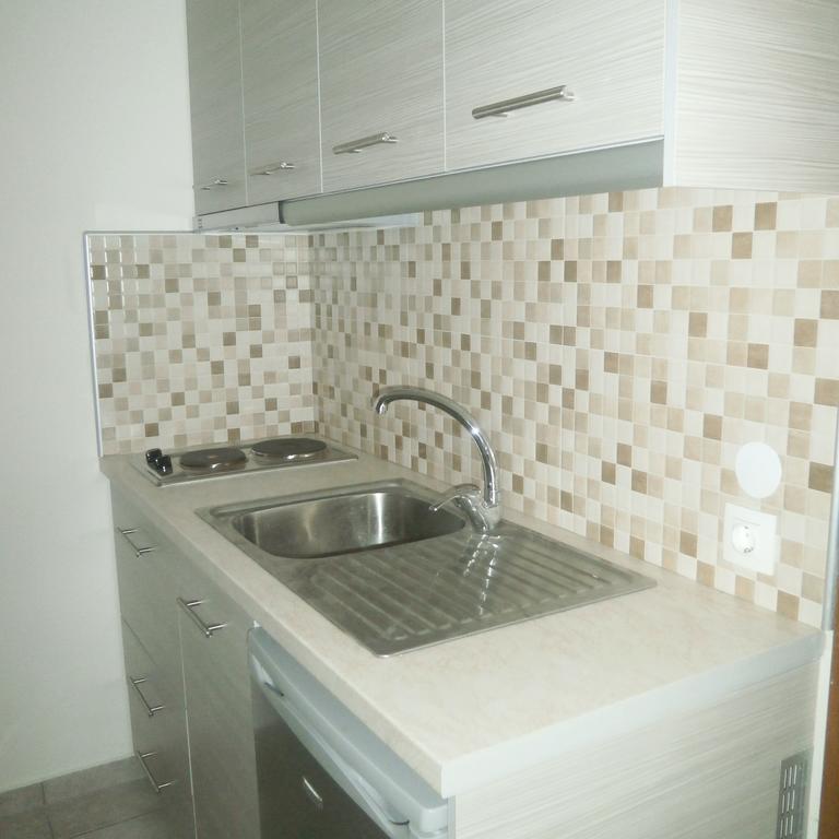 Daniela Apartments Nea Roda Exterior foto